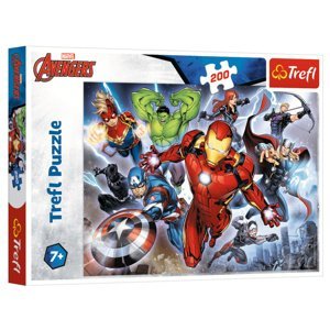Trefl Avengers 200 dílků