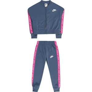 Nike Sportswear Joggingová souprava chladná modrá / pink