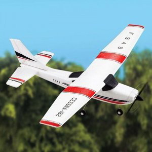 CESSNA 182 SKYLANE - použité, plně funkční- po výměně aku, outlet RC letadla IQ models