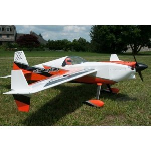 75" Edge 540 - Oranžová/Bílá 1,90m Modely letadel IQ models