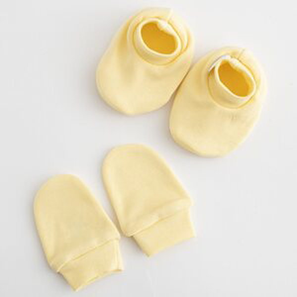Kojenecký bavlněný set-capáčky a rukavičky New Baby Casually dressed 0-6m Varianta: žlutá/0-6 m
