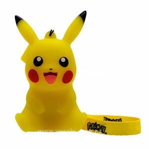 Pokémon figurka Pikachu - svítící přívěsek - 9 cm