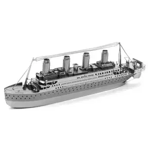 METAL EARTH 3D puzzle Titanic