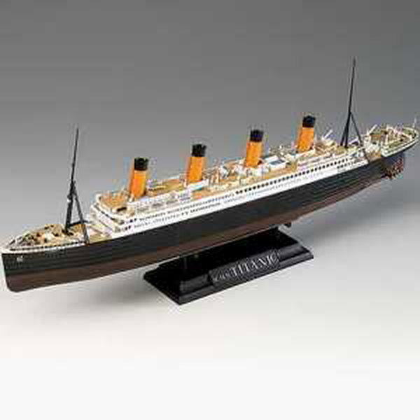 Model Kit loď 14214 - RMS TITANIC "Centenary ANNIVERSARY" MCP (1: 700)