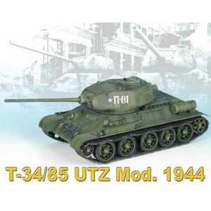 Model Kit tank 6203 - T-34/85 UTZ MOD.1944 (1:35)