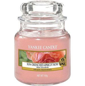 Yankee Candle, Vyšisovaná meruňková růže, Svíčka ve skleněné dóze 104 g