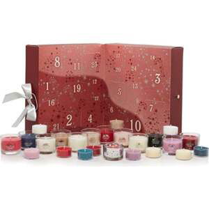 Yankee Candle Adventní kalendář 12 ks čajových + 12 ks votivních svíček a svícen