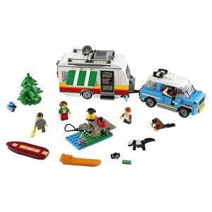LEGO® Creator 3 v 1 31108 Rodinná dovolená v karavanu