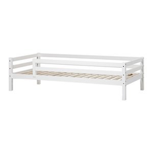Hoppekids Junior postel Basic bĂ­lĂˇ 70 x 190 cm s ochranou proti pĂˇdu.