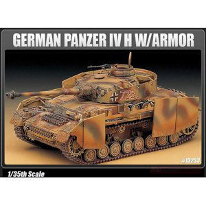 Academy Panzer IV H with Armor (1:35)